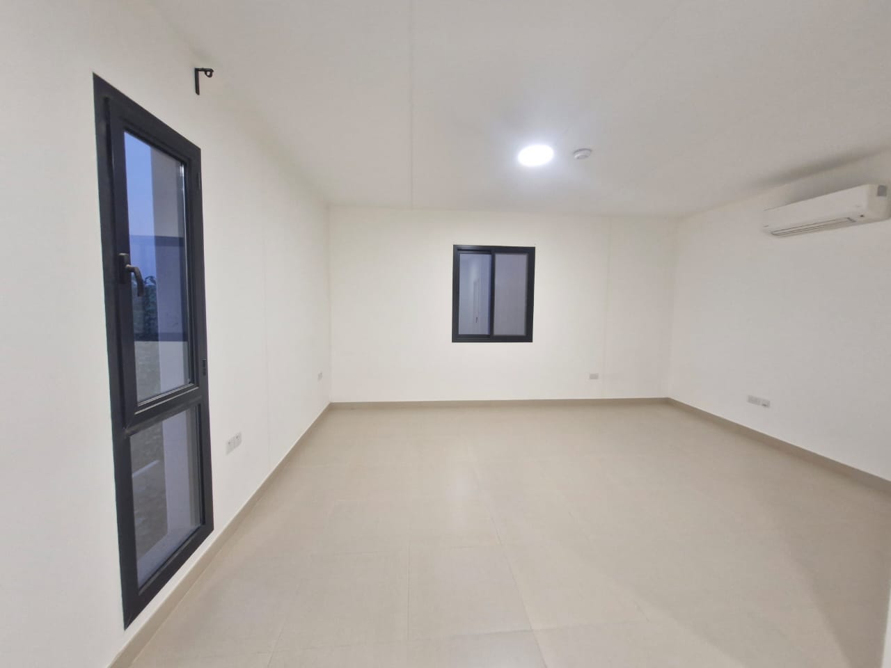 🏰 **Modern Luxury Villa | Sidra District – Roshn**   ✨ *Contemporary Design Blending Elegance, Functionality & Sustainability*  